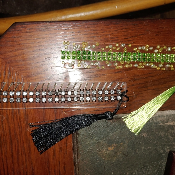 Acrylic book markers, shot glasses and welcome sig - Picture 4 of 7